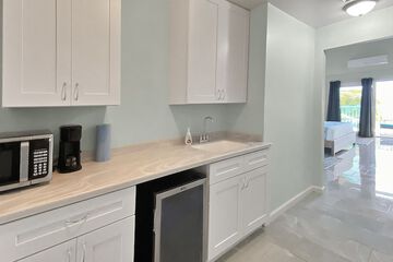 Private kitchenette