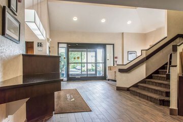 Hotel Interior 7 of 43