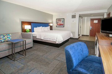Room 15 of 37