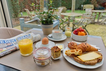 Breakfast meal
