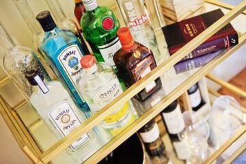 Hotel Bar