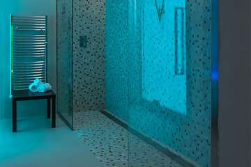 Vichy shower