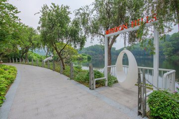 Children's play area - outdoor