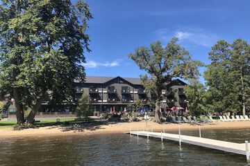 Hotel 5 of 146
