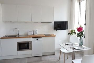 In-Room Kitchen