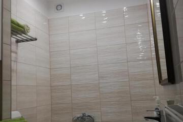 Photo 33