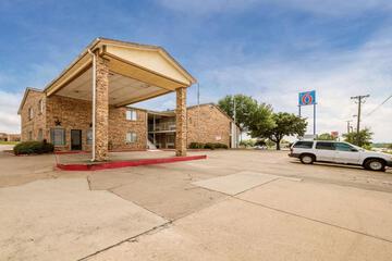 Motel 6 Red Oak TX Dallas