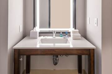 Bathroom sink
