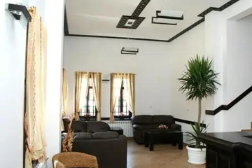 hotel_rooms