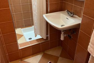 Photo 37