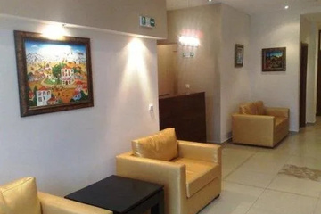 hotel_rooms