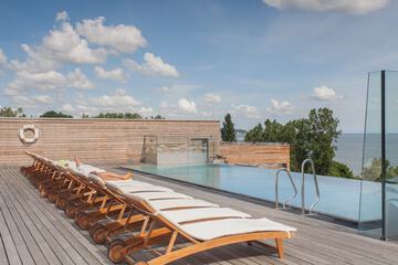 Rooftop pool