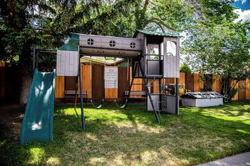 Children's play area - outdoor