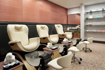 Nail salon