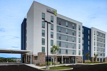 Home2 Suites Downtown Nashville / Metrocenter