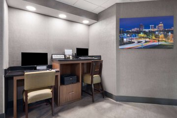 Business Center 29 of 29