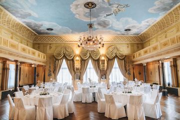 Indoor wedding