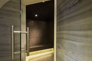 Steam room