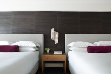 Room 46 of 102