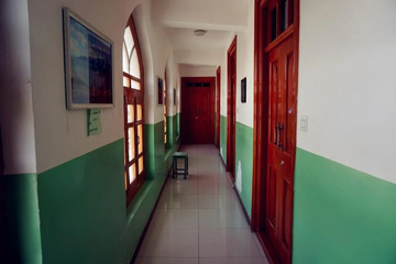 hotel_rooms