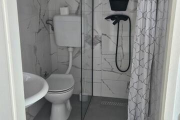 Photo 51