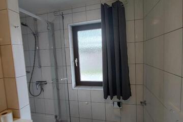 Photo 51