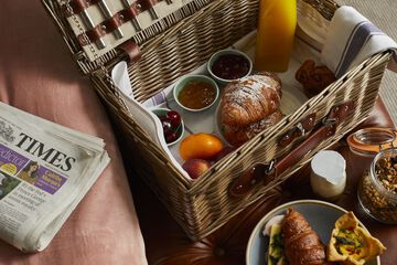 Breakfast meal