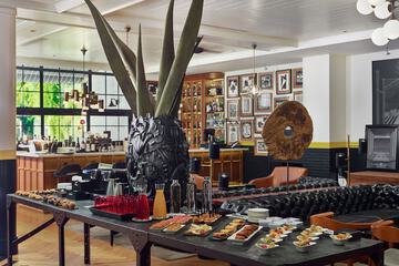 Banquet hall