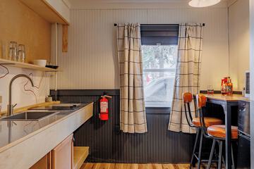 Private kitchenette