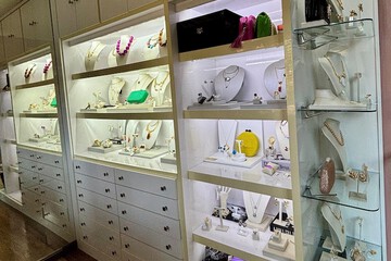 Gift shop