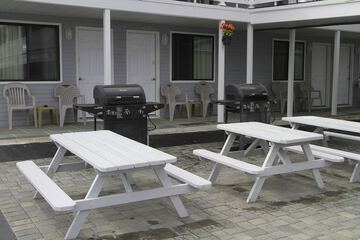 BBQ/picnic area