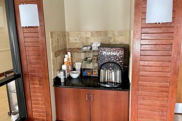 Breakfast/Coffee Service 22 of 24