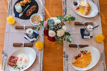 Breakfast meal