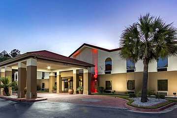 Red Roof Inn & Suites Hinesville Fort Stewart