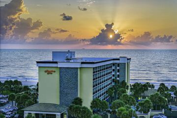 Hampton Inn Jacksonville Beach / Oceanfront