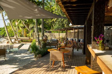 Beach bar