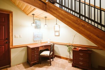 Hotel Interior 11 of 43