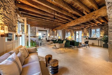 Lobby sitting area