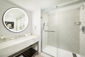 Bathroom shower