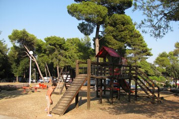 Children's play area - outdoor