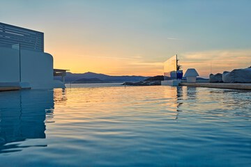 Rooftop pool