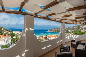 Beach/ocean view