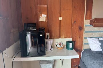 Mini-refrigerator