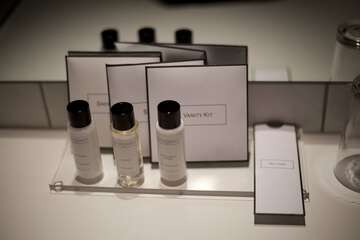 Bathroom amenities
