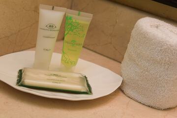 Bathroom amenities