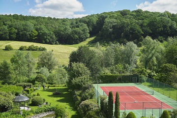 Tennis court