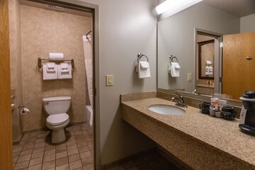 Room 19 of 39