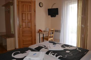 Photo 33