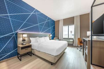 Room 21 of 30