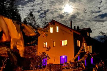 Photo 33